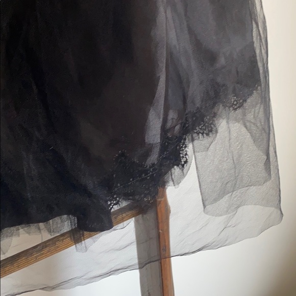 BCBG Tulle Skirt - Picture 4 of 10